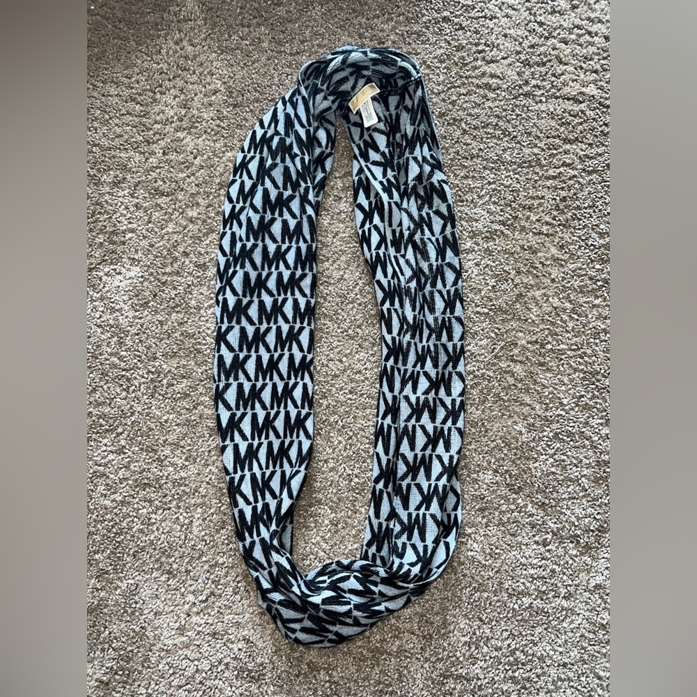 Michael Kors infinity scarf
